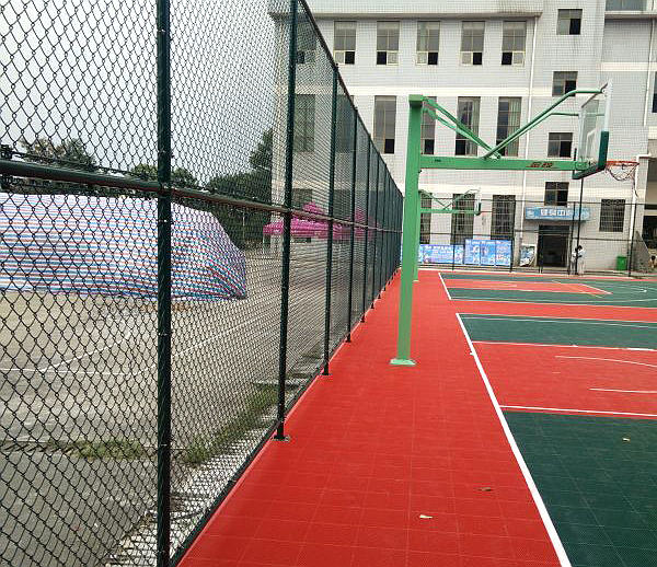 運動場圍欄網.jpg 運動場圍欄網.jpg